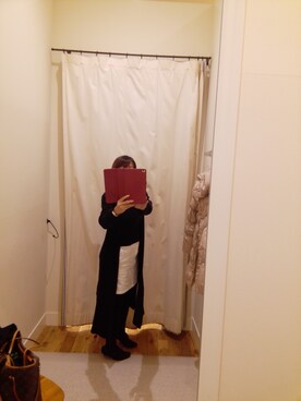 「BEAMS（その他アウター、ブラック系）」を使った、T.裕子さん（レディース・157cm）の冬コーディネート