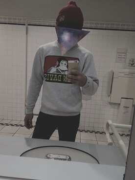 「BEN DAVIS（ベンデイビス）のアイテム（スウェット）」を使った、雄斗さん（メンズ・179cm）の秋コーディネート