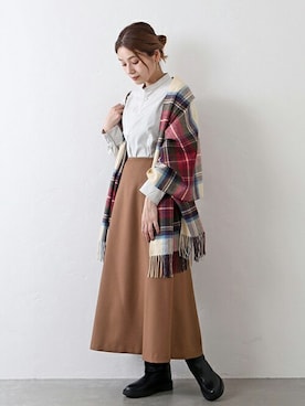 「Johnstons of Elgin（ジョンストンズオブエルガン）のアイテム」を使った、ondaさん（レディース・158cm）の秋コーディネート