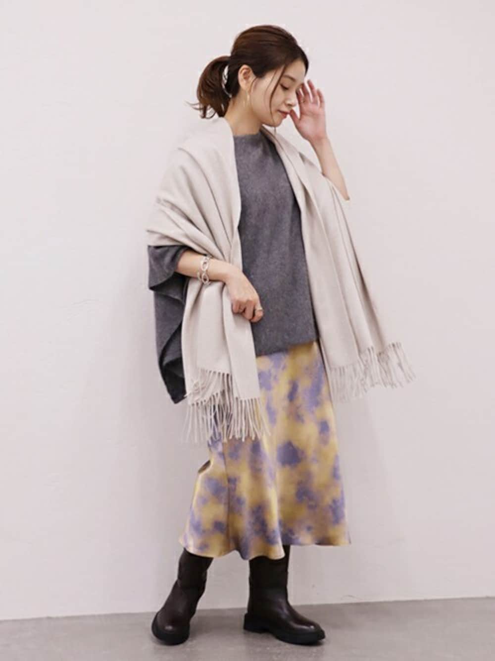 JOURNAL STANDARD (ジャーナルスタンダード) FUR YARN スクエアポンチョ ベージュ JOURNAL STANDARD（ジャーナルスタンダード）の「ファーヤーンスクエア