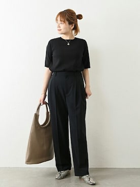 「スリッパ」｜「アイテム（スラックス）」を使った、ondaさん（レディース・158cm）の夏コーディネート