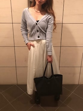 「EMODA（エモダ）のアイテム（トートバッグ）」を使った、田神まみさん（レディース・165cm）の春コーディネート