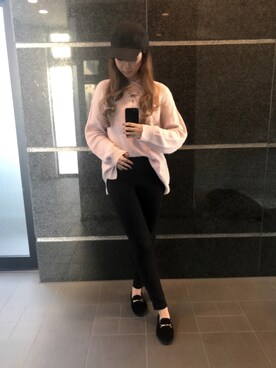 「SLY（スライ）のアイテム（キャップ）」を使った、田神まみさん（レディース・167cm）の秋コーディネート