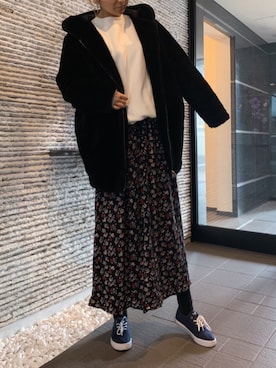 「EVRIS（エヴリス）のアイテム（その他アウター）」を使った、田神まみさん（レディース・167cm）の冬コーディネート