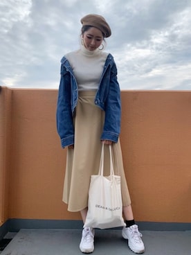 「DHOLIC（ディーホリック）のアイテム（ニットキャップ/ビーニー）」を使った、田神まみさん（レディース・168cm）の秋コーディネート