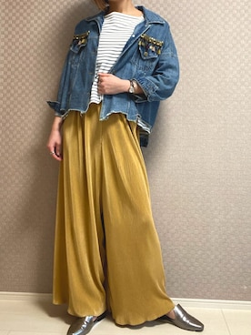 「プリーツ」｜「アイテム（デニムジャケット）」を使った、yukoさん（レディース・168cm）の春コーディネート
