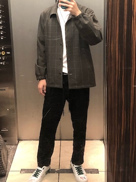 「DOLCE&GABBANA（ドルチェアンドガッバーナ）のアイテム（スニーカー）」を使った、mamaさん（メンズ・175cm）の秋コーディネート