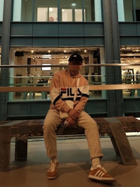 「FILA（フィラ）のアイテム（パーカー）」を使った、Kyrie1999さん（メンズ・168cm）の秋コーディネート