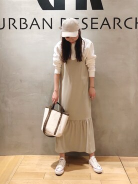 「URBAN RESEARCH（アーバンリサーチ）のアイテム（その他トップス）」を使った、yuco.okadaさん（レディース・167cm）の春コーディネート