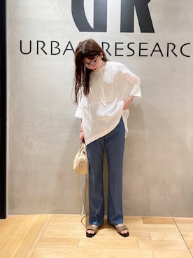 「ランチャーパンツ」｜「アイテム（サンダル）」を使った、yuco.okadaさん（レディース・167cm）の春コーディネート