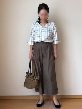 「studio CLIP（スタディオクリップ）のアイテム（イヤリング）」を使った、YoYuYuUさん（レディース・165cm）の秋コーディネート