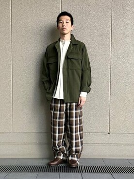 「リネンシャツ」｜「アイテム（ブルゾン）」を使った、BEAMS PLUSさん（メンズ・168cm）の秋コーディネート