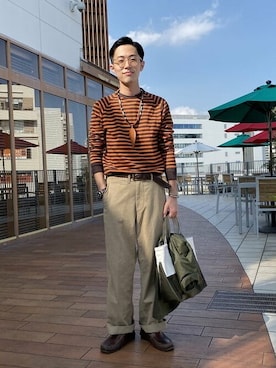 「BEAMS」｜「アイテム（スリッポン）」を使った、BEAMS PLUSさん（メンズ・170cm）の秋コーディネート