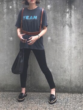 「ハーネスベルト」｜「アイテム（Tシャツ/カットソー）」を使った、あさひさん（レディース・161cm）の秋コーディネート