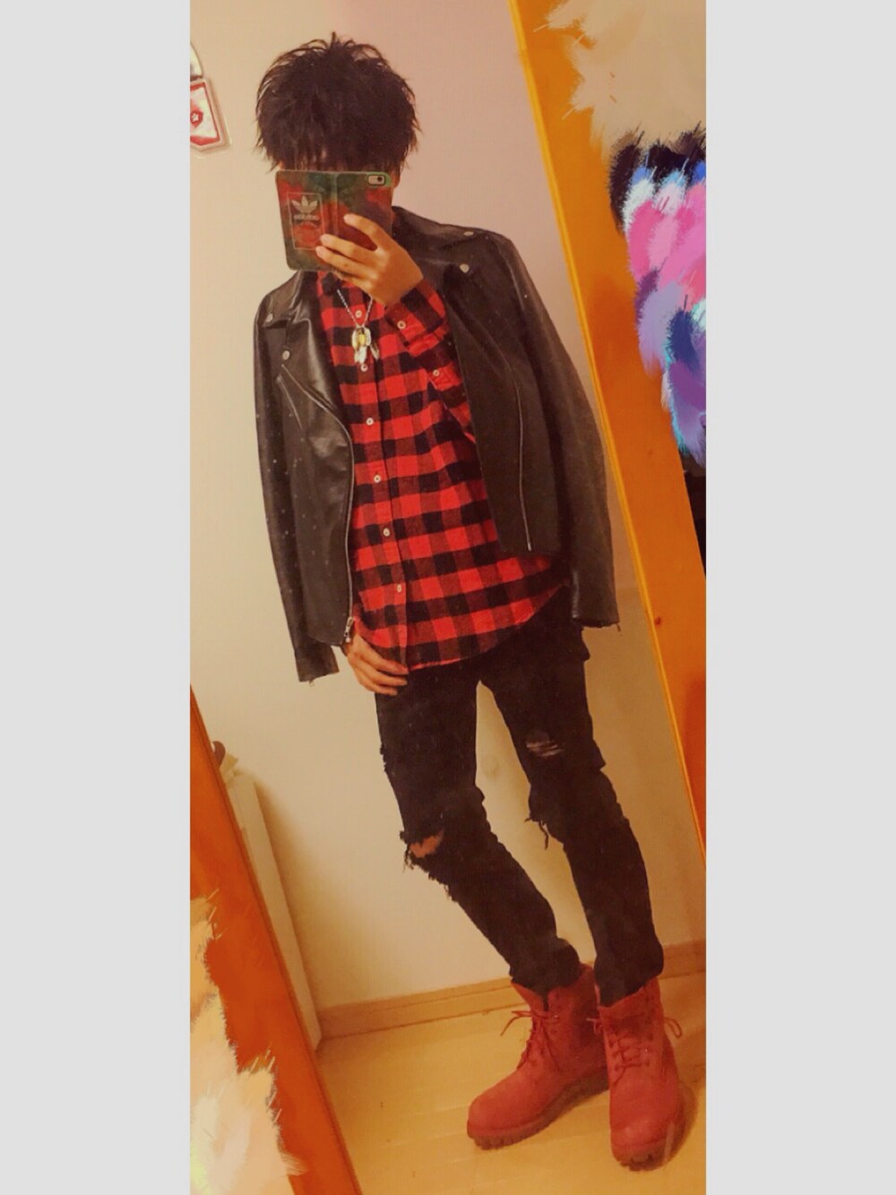 「ライダース、赤チェック、ダメージスキニー、Timberland、秋のコーデ」｜「WEGOのWEGO/ダブルライダースジャケット（ライダースジャケット、ブラック系）」を使った、Ma-kunさん（メンズ・171cm）の秋コーディネートの1枚目の写真
