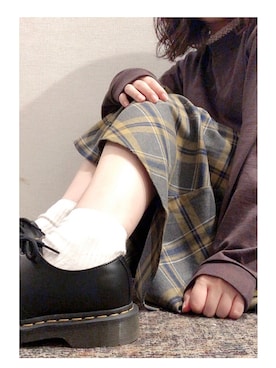 「UNIQLO（ユニクロ）のクルーネックT（長袖）（Tシャツ/カットソー、ブラウン系）」を使った、HIGANOさん（レディース・154cm）の秋コーディネート