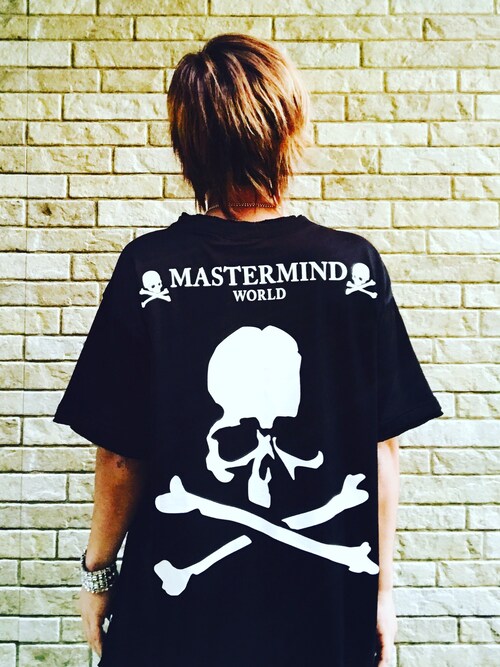まー坊｜mastermind worldのTシャツ/カットソーを使ったコーディネート