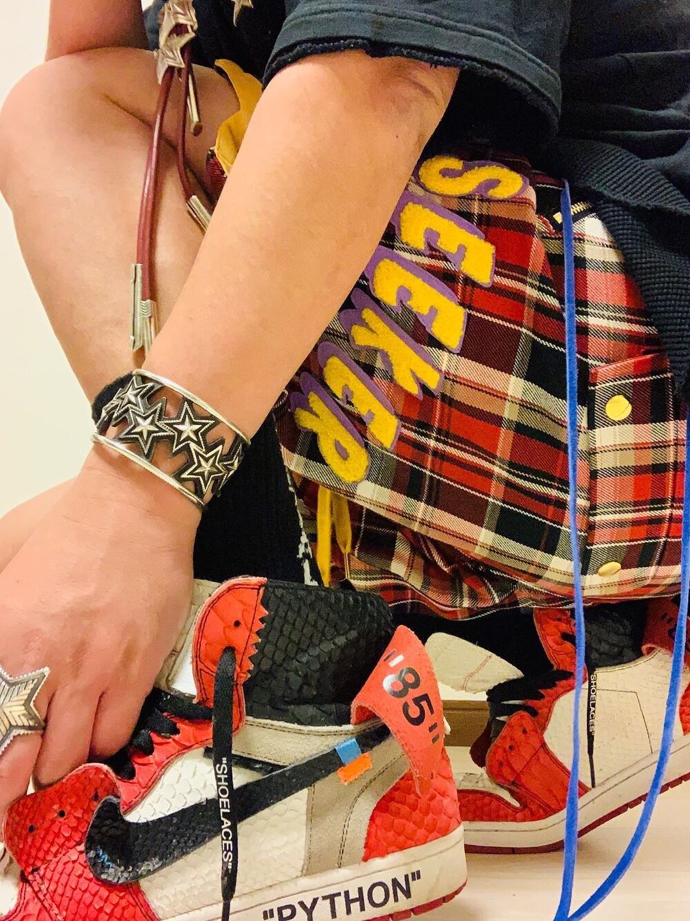 「mindseeker、マインドシーカー、Cody Sanderson、コディサンダーソン、THESHOESURGEON、シューサージョン、mastermind JAPAN、マスターマインドジャパン、チェックショーツ」｜「CODY SANDERSONのアイテム（ネックレス、シルバー系）」を使った、まぁ坊さん（メンズ・178cm）の夏コーディネートの1枚目の写真