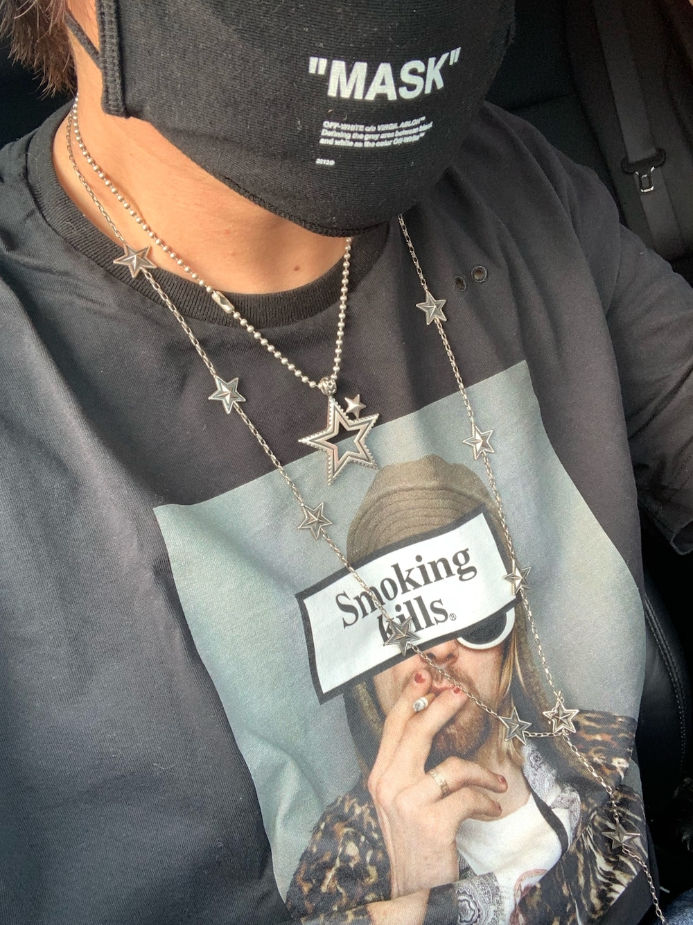 「off white、FR2、fr2 ×onetshirt、Cody Sanderson、コディサンダーソン、カートコバーン、KurtCobain、onetshirts、オフホワイト、マスク」｜「off whiteのアイテム（その他、ブラック系）」を使った、まぁ坊さん（メンズ・178cm）の春コーディネートの1枚目の写真