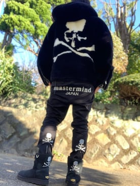 「MASTERMIND WORLD（マスターマインドワールド）のアイテム」を使った、まぁ坊さん（メンズ・178cm）の冬コーディネート