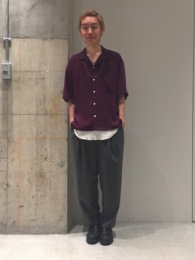 西島 駿さんの「オーバーサイズオープンカラーシャツ」を使ったコーディネート