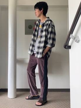 「aie」｜「アイテム（サンダル）」を使った、loupさん（メンズ・180cm）の秋コーディネート