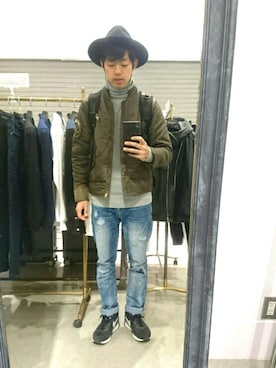 「ツバ広ハット」｜「アイテム（MA-1）」を使った、aotoさん（メンズ・166cm）の冬コーディネート