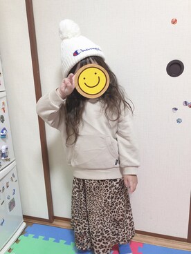 「アイテム（スカート、ブラウン系）」を使った、neneさん（キッズ・90cm）の秋コーディネート