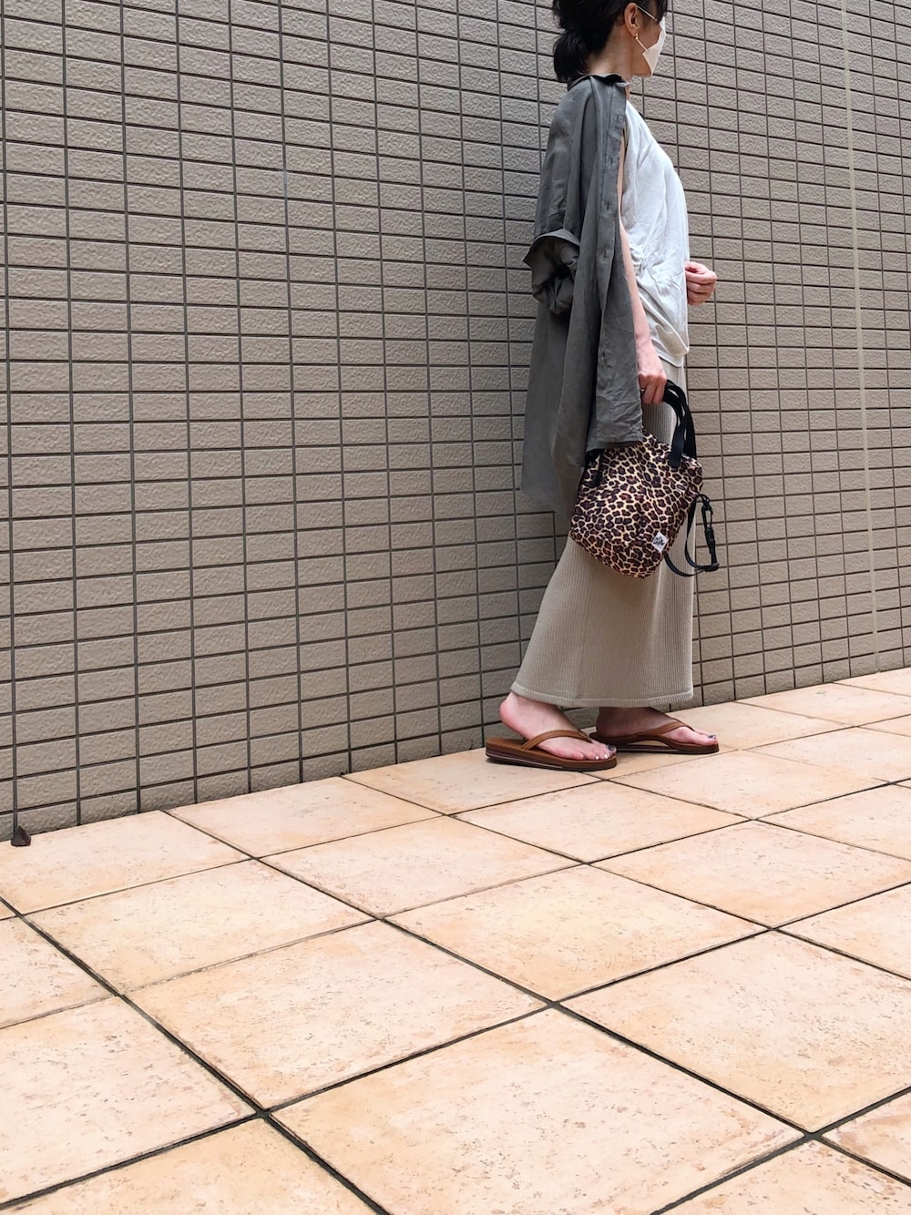 美品ドゥーズィエムクラス WIDE LINENシャツ GOLDLINEN ri7 美品ドゥーズィエムクラス WIDE LINENシャツ GOLDLINEN ri7