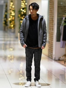 「フードコート」｜「アイテム（ブルゾン）」を使った、SHINOさん（メンズ・168cm）の冬コーディネート