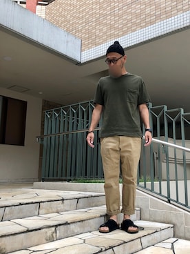 「アイテム（サンダル）」を使った、yonemicci70さん（メンズ・173cm・40代）の秋コーディネート