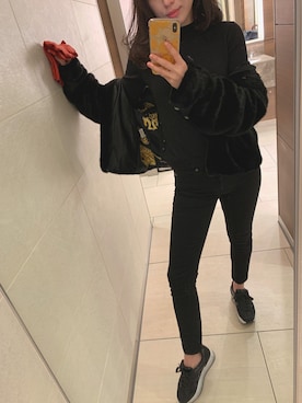 「HOGAN（ホーガン）のアイテム」を使った、Miss Funnyさん（レディース・162cm）の冬コーディネート