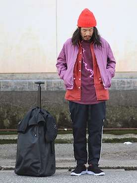 「アイテム（ブルゾン、パープル系）」を使った、INDIGOさん（メンズ・171cm）の春コーディネート