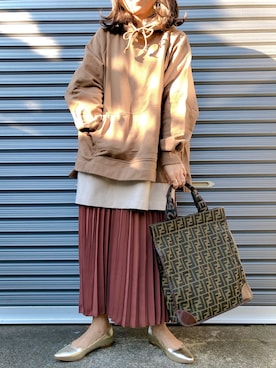 「La-gemme（ラジェム）のプリーツロングスカート（スカート）」を使った、yukippeさん（レディース・150cm）の秋コーディネート