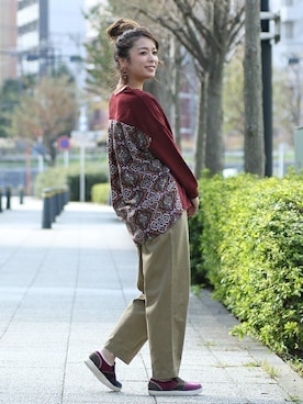 「オリエンタル」｜「アイテム（スリッポン）」を使った、チチカカさん（レディース・164cm）の秋コーディネート