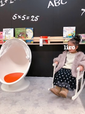 「SEVENDAYS=SUNDAY（セブンデイズサンデイ）のアイテム（ブルゾン）」を使った、𓇼liro𓇼さん（キッズ・100cm）の冬コーディネート