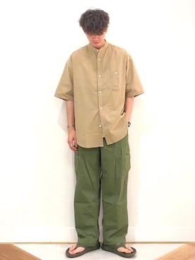 「ベーシックカラー」｜coen  前田さん（メンズ・175cm）の夏コーディネート