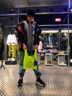 「DIESEL OSAKA」｜「アイテム（ジャケット/アウター）」を使った、Romiさん（レディース・168cm）の春コーディネート