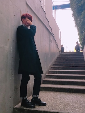 「リーバイス」｜「アイテム（ステンカラーコート）」を使った、くりのはらたむらまろさん（メンズ・176cm）の冬コーディネート