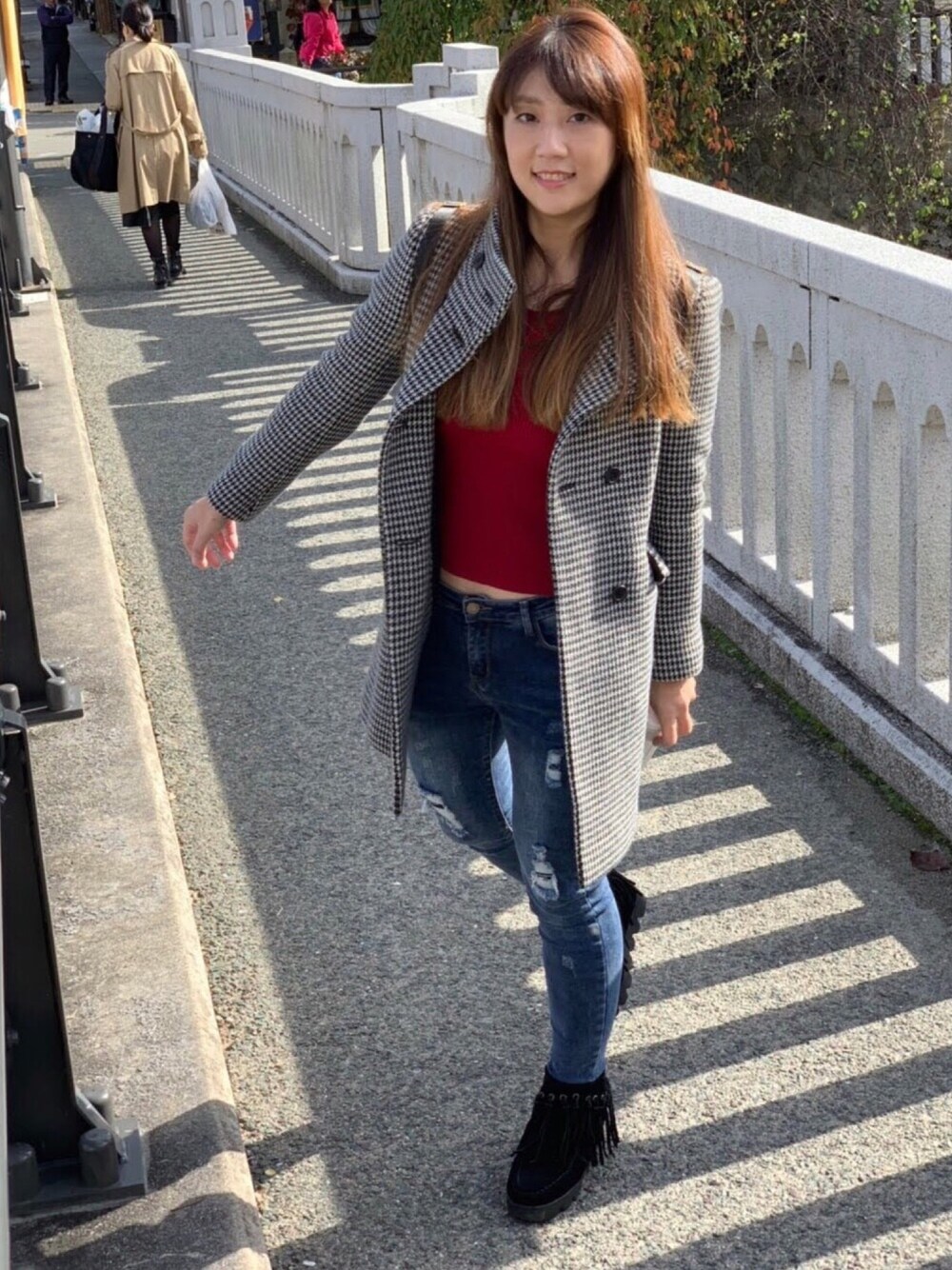 「名古屋、高山市、上三之町、家族旅行」｜「Major madeのアイテム（パンツ、ブルー系）」を使った、BerettaSuさん（レディース・163cm）の春コーディネートの1枚目の写真