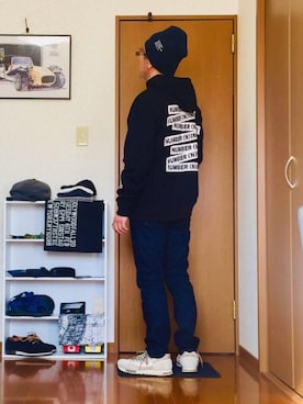 「N.HOOLYWOOD（N.ハリウッド）のアイテム（ニットキャップ/ビーニー）」を使った、⭐︎満運⭐︎さん（メンズ・173cm）の冬コーディネート