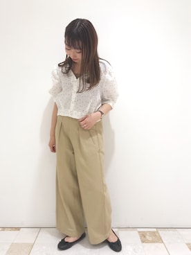 「シャツカーディガン」｜「アイテム（バレエシューズ）」を使った、YURIさん（レディース・153cm）の春コーディネート