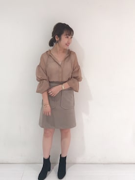 「シア―ブラウス」｜「アイテム（ブーツ）」を使った、YURIさん（レディース・153cm）の秋コーディネート