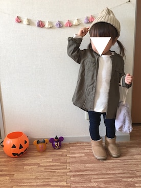 「H&M（エイチ・アンド・エム）のアイテム（ミリタリージャケット）」を使った、miiさん（キッズ・90cm）の秋コーディネート