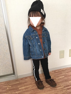 「babygap」｜「アイテム（デニムジャケット）」を使った、miiさん（キッズ・90cm）の冬コーディネート