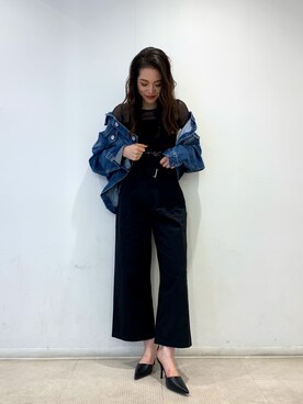 「アイテム（Tシャツ/カットソー、ブラック系）」を使った、moeさん（レディース・160cm）の秋コーディネート