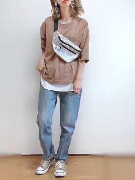 「アイテム（ボディバッグ/ウエストポーチ、シルバー系）」を使った、kuuuuraさん（レディース・158cm）の春コーディネート