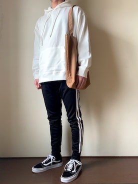 「REPIDO（リピード）のアイテム（パンツ）」を使った、bun   さん（メンズ・167cm）の春コーディネート
