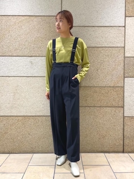 「Tシャツ/カットソー」｜「アイテム（オールインワン・サロペット）」を使った、YAMASHITA MARIKOさん（レディース・168cm）の秋コーディネート