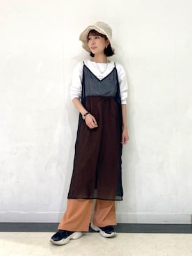 「LEPSIM（レプシィム）のアイテム（その他パンツ）」を使った、izuminさん（レディース・155cm）の春コーディネート